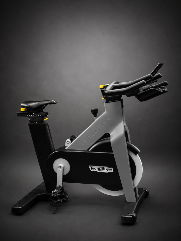 Assinatura Trimestral | Bike TechnoGym com Visor